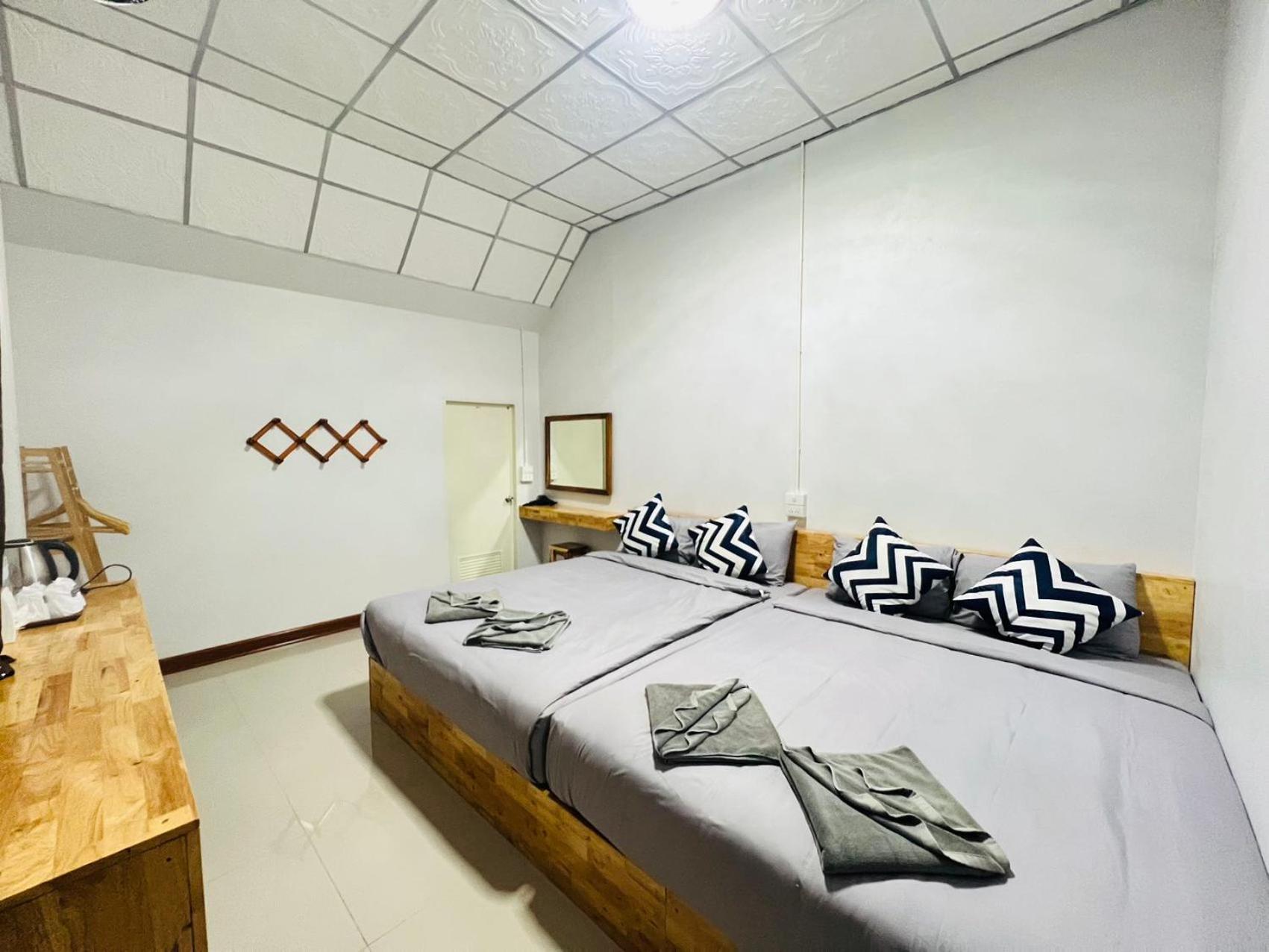 Lungwang Guest House Ban Rak Thai Extérieur photo