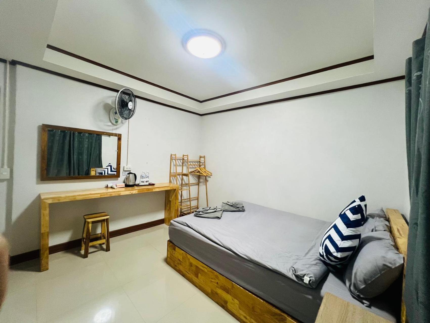 Lungwang Guest House Ban Rak Thai Extérieur photo